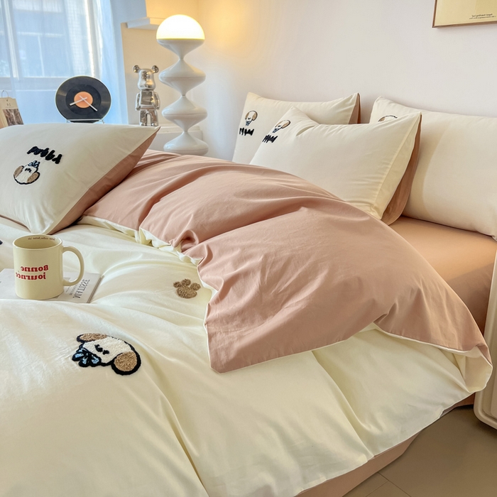 91家纺网 家纺一手货源 找家纺 小懒猪 2025新款全棉纯棉水洗棉毛巾绣四件套(提供买家秀） 萌宠白桃粉