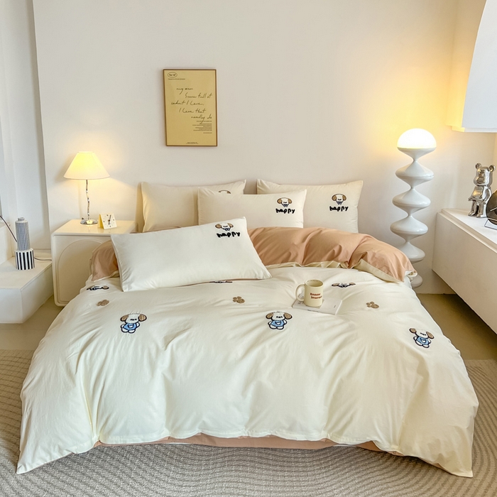 91家纺网 家纺一手货源 找家纺 小懒猪 2025新款全棉纯棉水洗棉毛巾绣四件套(提供买家秀） 萌宠白棕