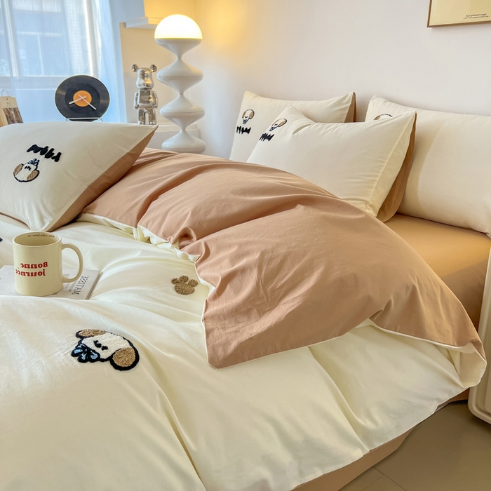 91家纺网 家纺一手货源 找家纺 小懒猪 2025新款全棉纯棉水洗棉毛巾绣四件套(提供买家秀） 萌宠白棕