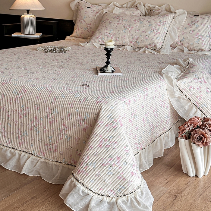 蓝邻家纺 2025春夏新款全棉纯棉双层纱织带款床盖-场景一 床盖-暖暖花香-黄