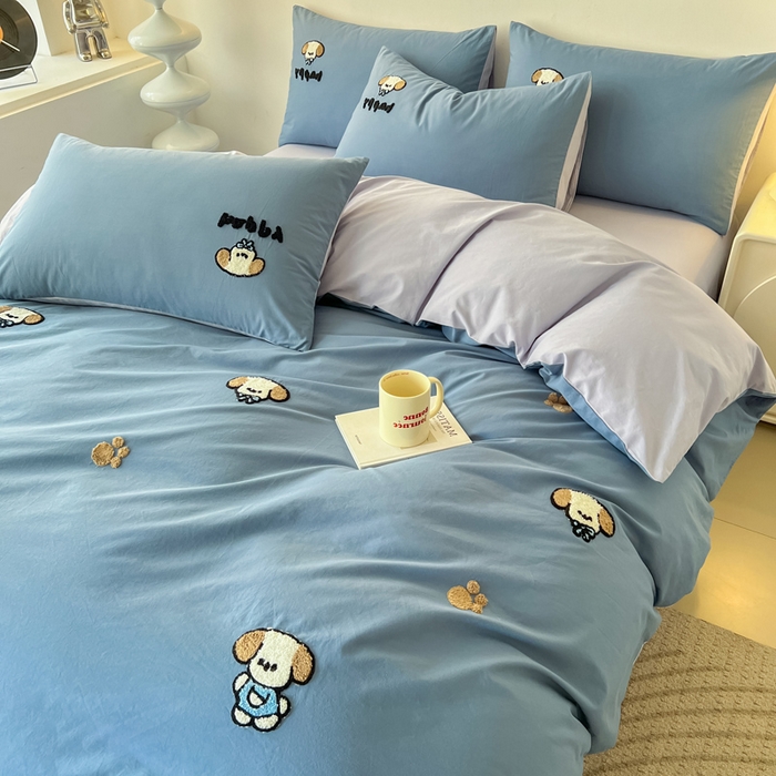 91家纺网 家纺一手货源 找家纺 小懒猪 2025新款全棉纯棉水洗棉毛巾绣四件套(提供买家秀） 萌宠深蓝灰