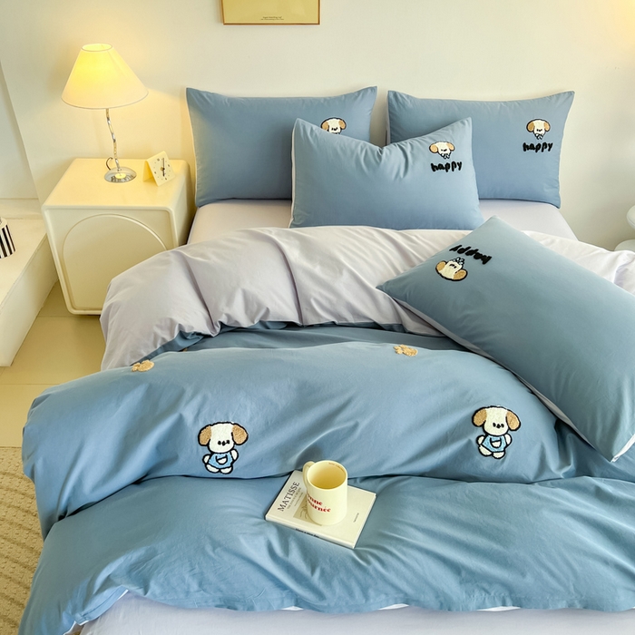 91家纺网 家纺一手货源 找家纺 小懒猪 2025新款全棉纯棉水洗棉毛巾绣四件套(提供买家秀） 萌宠深蓝灰