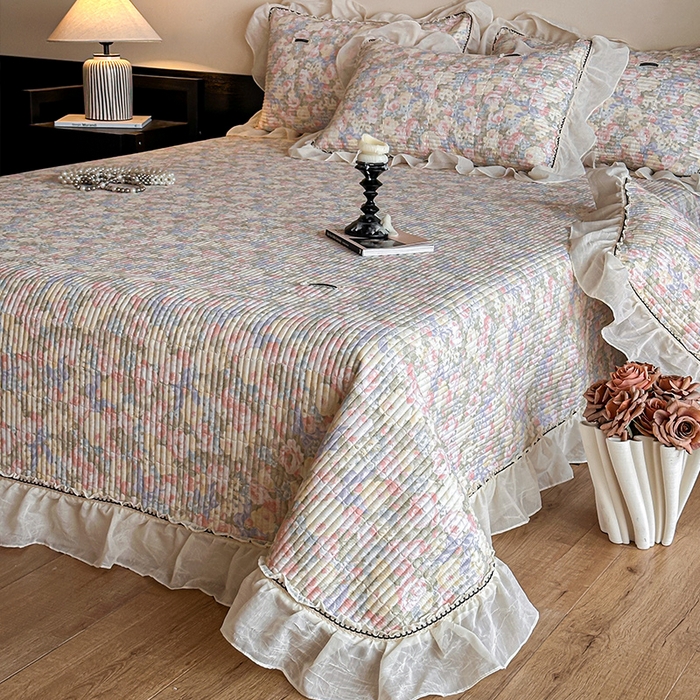 蓝邻家纺 2025春夏新款全棉纯棉双层纱织带款床盖-场景一 床盖-暖阳绿意