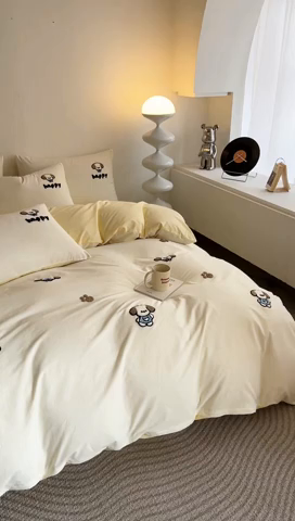 91家纺网 家纺一手货源 找家纺 小懒猪 2025新款全棉纯棉水洗棉毛巾绣四件套(提供买家秀） 萌宠白奶油