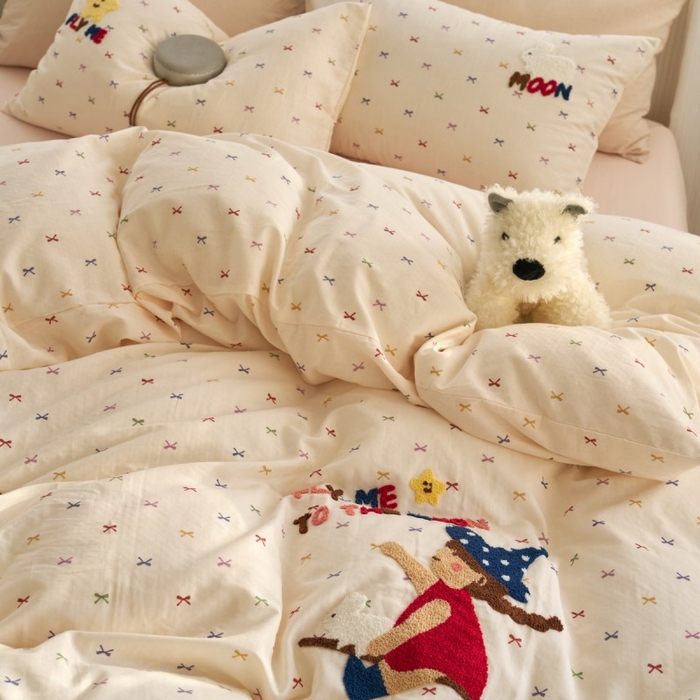 91家纺网 家纺一手货源 找家纺 洋铭区（原狠狠爱） 2025新款A类全棉双层纱毛巾绣四件套 魔法女孩