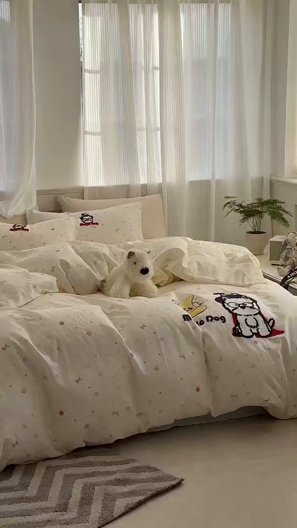 91家纺网 家纺一手货源 找家纺 洋铭区（原狠狠爱） 2025新款A类全棉双层纱毛巾绣四件套 开心魔法