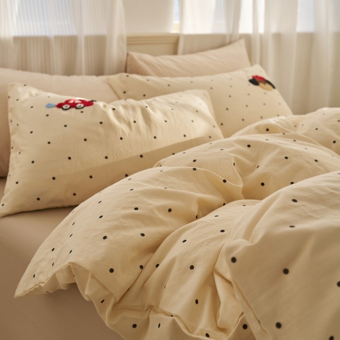 91家纺网 家纺一手货源 找家纺 洋铭区（原狠狠爱） 2025新款A类全棉双层纱毛巾绣四件套 滑板小狗