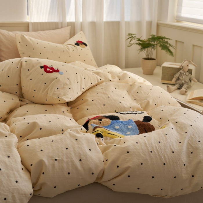 91家纺网 家纺一手货源 找家纺 洋铭区（原狠狠爱） 2025新款A类全棉双层纱毛巾绣四件套 滑板小狗