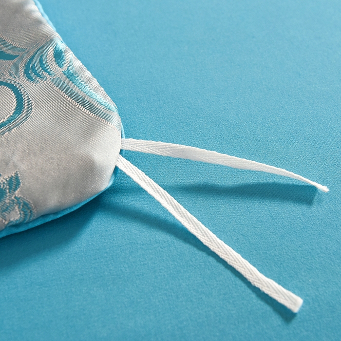 91家纺网 家纺一手货源 找家纺 优美 2025新款一字绣提花四件套系列 圣托里尼（金兰）