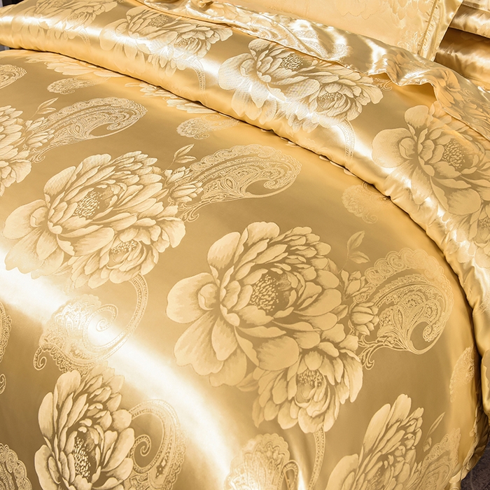 91家纺网 家纺一手货源 找家纺 优美 2025新款一字绣提花四件套系列 花间飞舞（金驼）