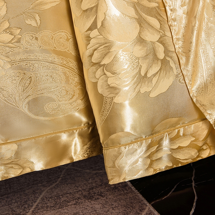 91家纺网 家纺一手货源 找家纺 优美 2025新款一字绣提花四件套系列 花间飞舞（金驼）