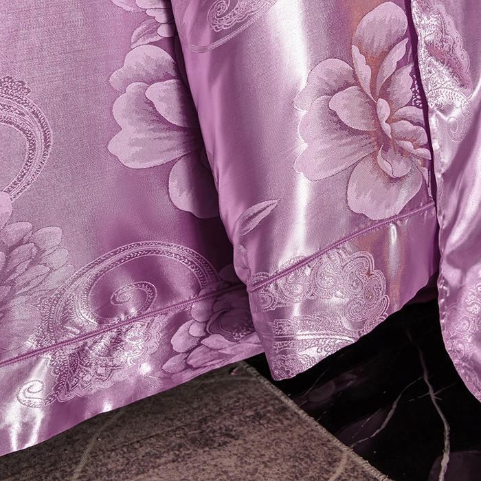 91家纺网 家纺一手货源 找家纺 优美 2025新款一字绣提花四件套系列 花间飞舞（雪青）