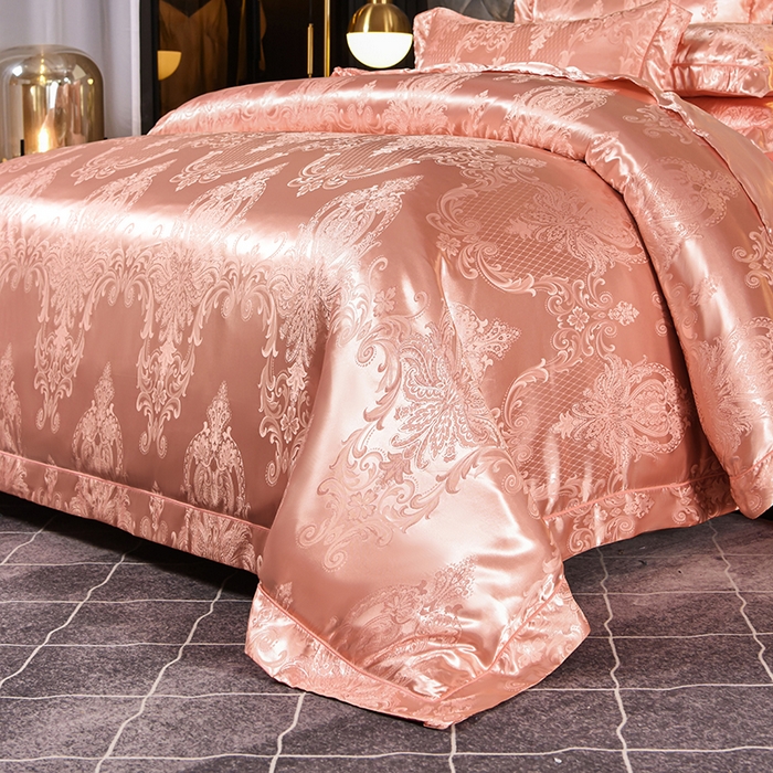 91家纺网 家纺一手货源 找家纺 优美 2025新款一字绣提花四件套系列 卡萨金爵（浅琥珀）