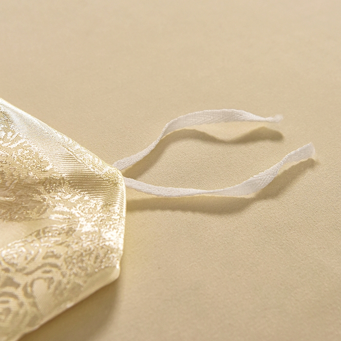 91家纺网 家纺一手货源 找家纺 优美 2025新款一字绣提花四件套系列 琳达与珍妮（米黄）