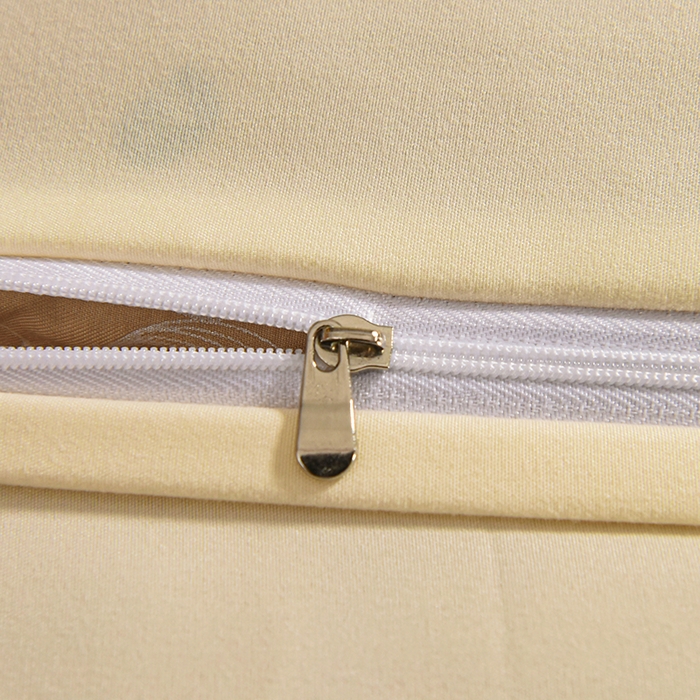 91家纺网 家纺一手货源 找家纺 优美 2025新款一字绣提花四件套系列 琳达与珍妮（米黄）