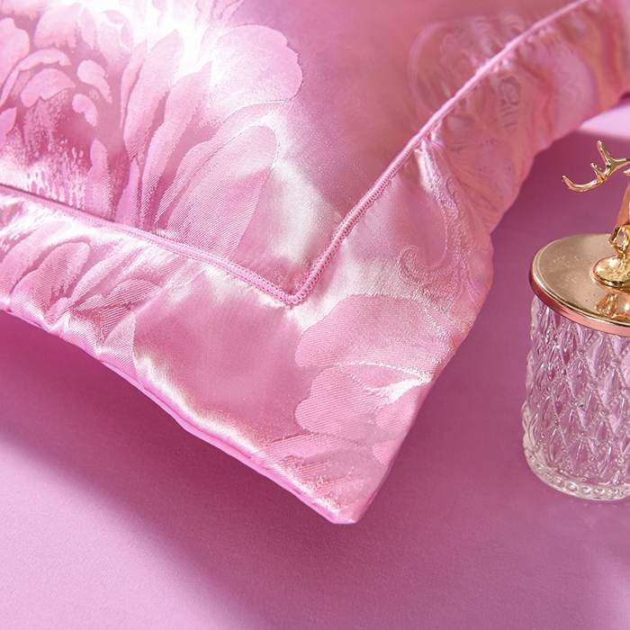 91家纺网 家纺一手货源 找家纺 优美 2025新款一字绣提花四件套系列 花间飞舞（粉红）