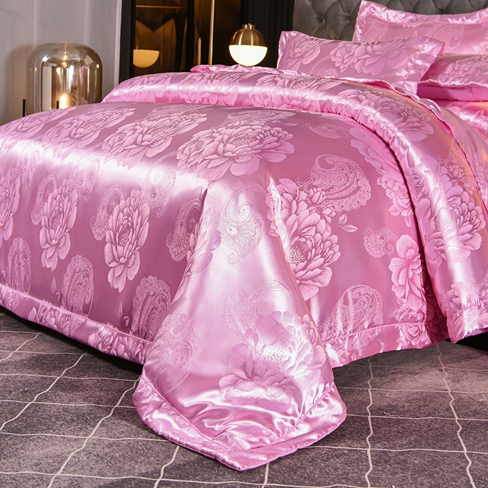 91家纺网 家纺一手货源 找家纺 优美 2025新款一字绣提花四件套系列 花间飞舞（粉红）