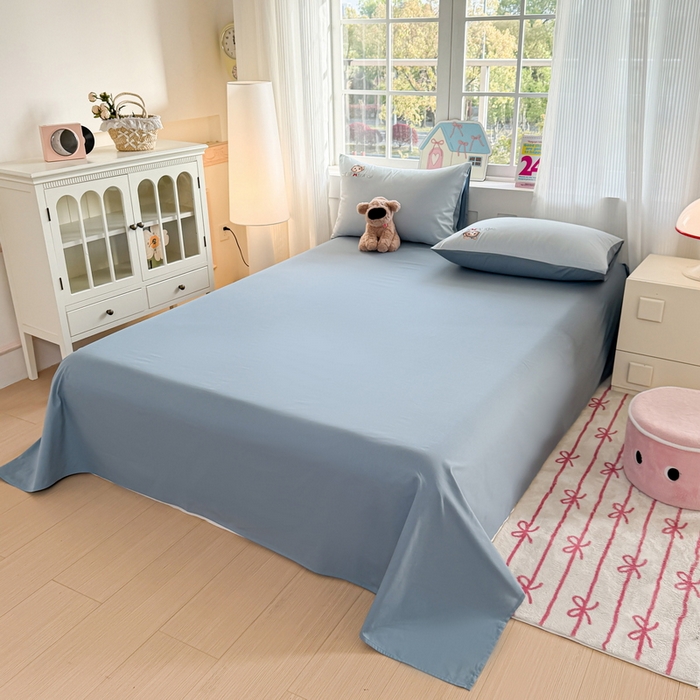 91家纺网 家纺一手货源 找家纺 雲归梦 2025春夏新款全棉纯棉刺绣潮熊学院派系列四件套 熊猫熊