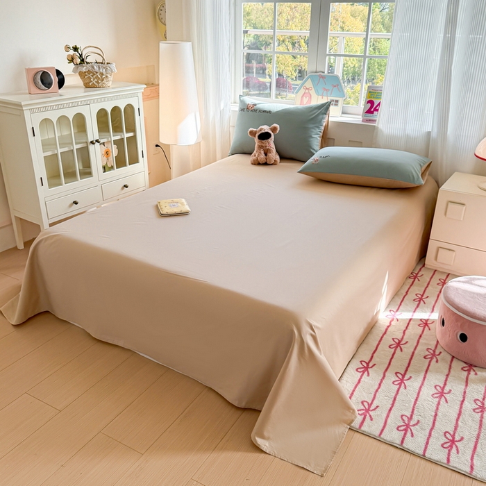 91家纺网 家纺一手货源 找家纺 雲归梦 2025春夏新款全棉纯棉刺绣潮熊学院派系列四件套 比尔熊