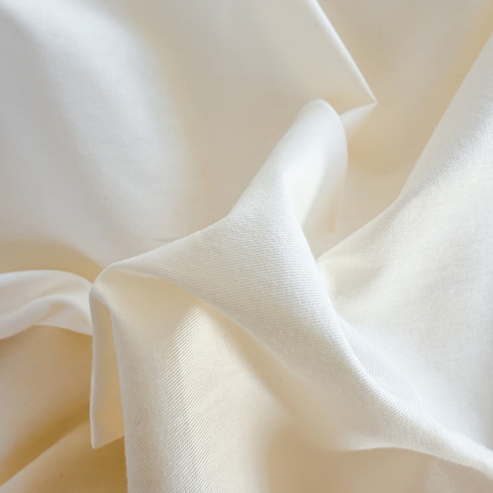 91家纺网 家纺一手货源 找家纺 雲归梦 2025春夏新款全棉纯棉刺绣潮熊学院派系列四件套 学院熊