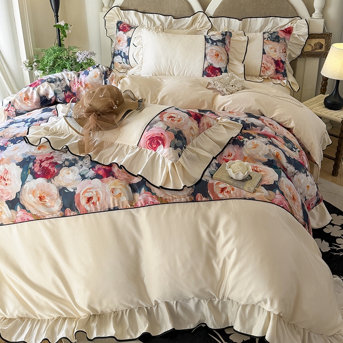 91家纺网 家纺一手货源 找家纺 宅家居 2025新款A类水洗亲肤棉磨毛法式拼接数码印花奶油韩式花边款四件套 玫瑰庄园