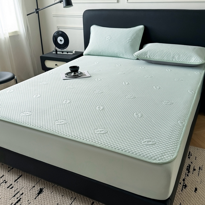 91家纺网 家纺一手货源 找家纺 卡罗兰 2025新款豆豆凉席小冰熊床裙床笠款 水蓝-床笠