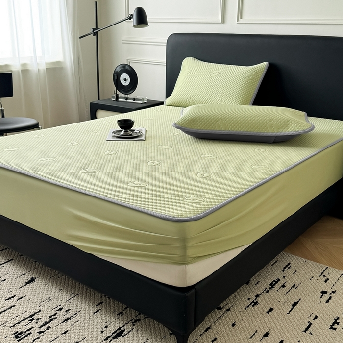 91家纺网 家纺一手货源 找家纺 卡罗兰 2025新款豆豆凉席小冰熊床裙床笠款 水绿-床笠