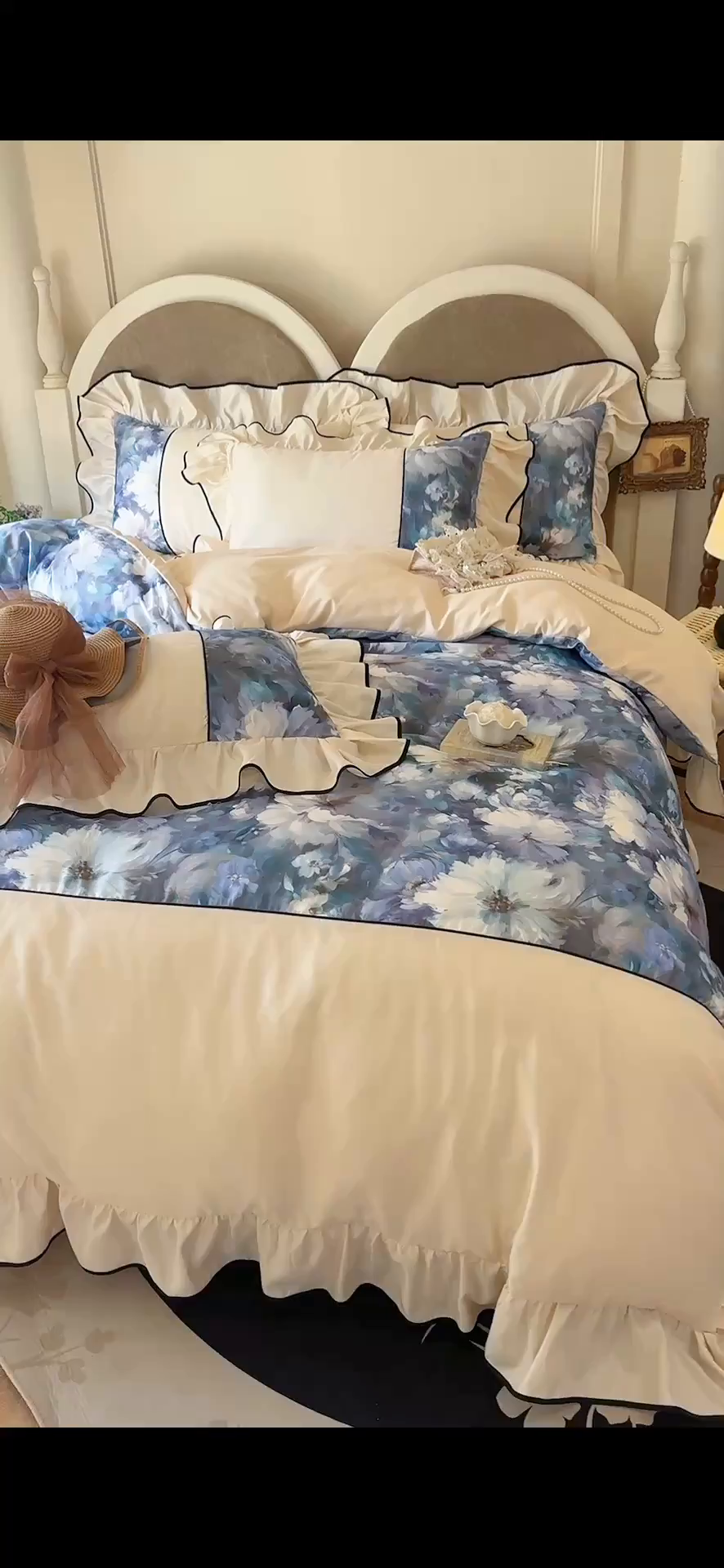 91家纺网 家纺一手货源 找家纺 宅家居 2025新款A类水洗亲肤棉磨毛法式拼接数码印花奶油韩式花边款四件套 绽放