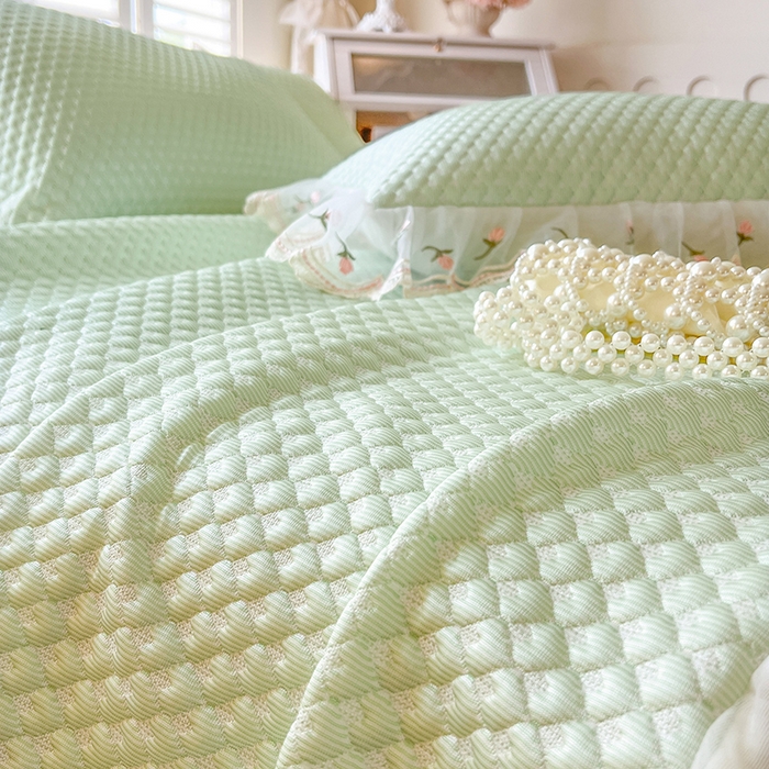 91家纺网 家纺一手货源 找家纺 网红馆（ck家纺） 2025新款凉感蕾丝花边床裙款豆豆席凉席-艾薇儿 艾薇儿-绿