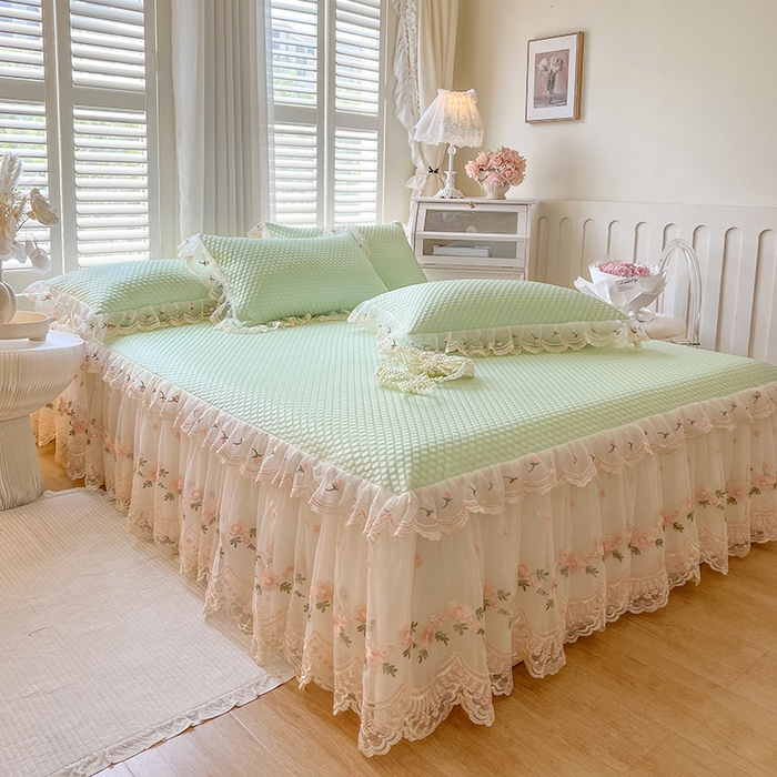 91家纺网 家纺一手货源 找家纺 网红馆（ck家纺） 2025新款凉感蕾丝花边床裙款豆豆席凉席-艾薇儿 艾薇儿-绿