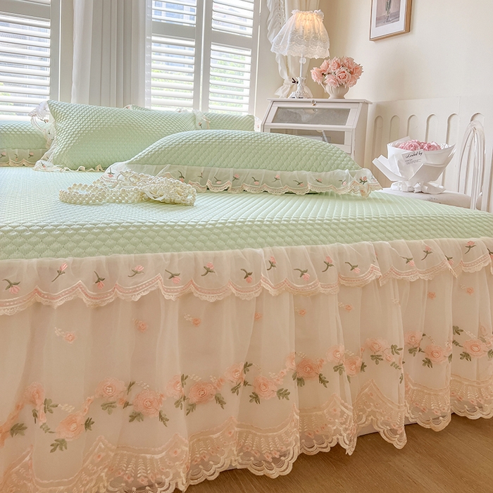 91家纺网 家纺一手货源 找家纺 网红馆（ck家纺） 2025新款凉感蕾丝花边床裙款豆豆席凉席-艾薇儿 艾薇儿-绿