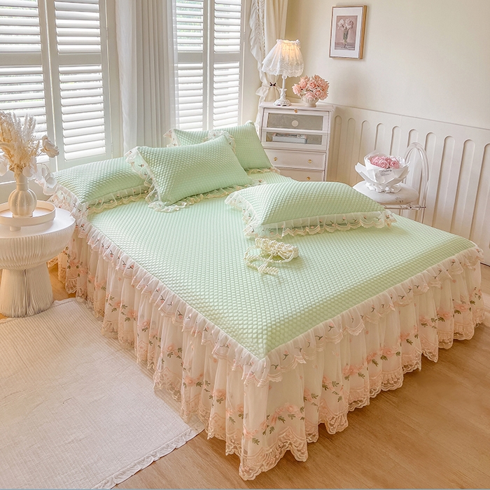 91家纺网 家纺一手货源 找家纺 网红馆（ck家纺） 2025新款凉感蕾丝花边床裙款豆豆席凉席-艾薇儿 艾薇儿-绿