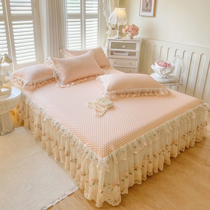 91家纺网 家纺一手货源 找家纺 网红馆（ck家纺） 2025新款凉感蕾丝花边床裙款豆豆席凉席-艾薇儿 艾薇儿-玉