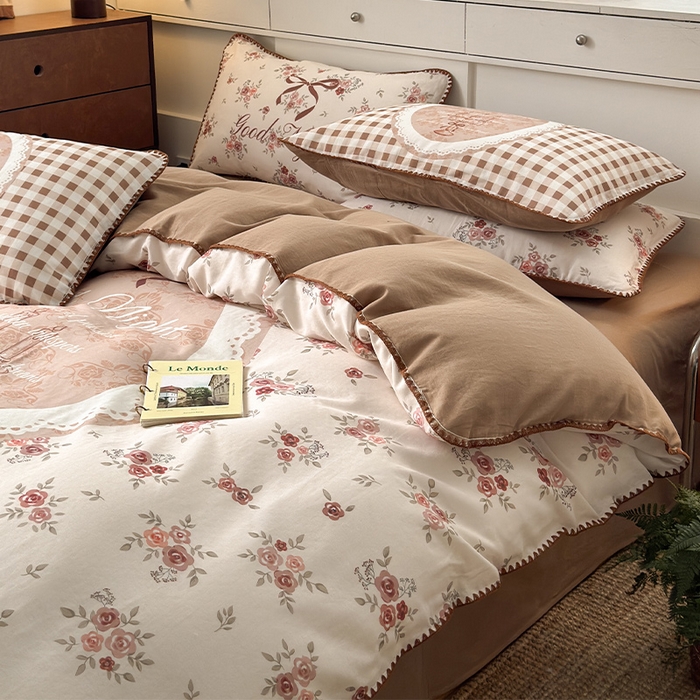 91家纺网 家纺一手货源 找家纺 （总）RYB红黄兰 2025新款设计师原创全棉纯棉有氧双层纱大版数码贝壳边四件套