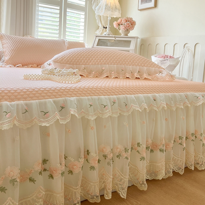 91家纺网 家纺一手货源 找家纺 （总）网红馆（ck家纺） 2025新款凉感蕾丝花边床裙款豆豆席凉席-艾薇儿