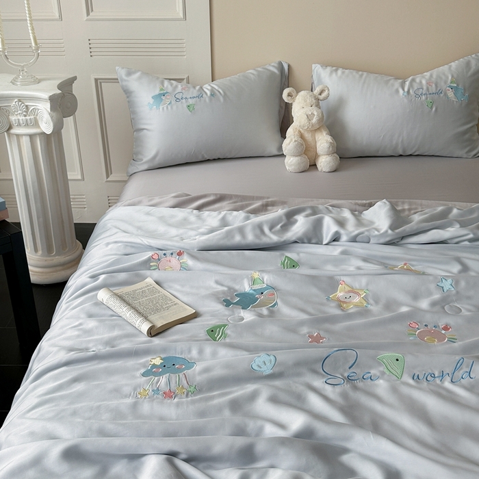 91家纺网 家纺一手货源 找家纺 柚子YOUTH 2025新款60S兰精天丝绣花大豆夏被四件套 海洋世界