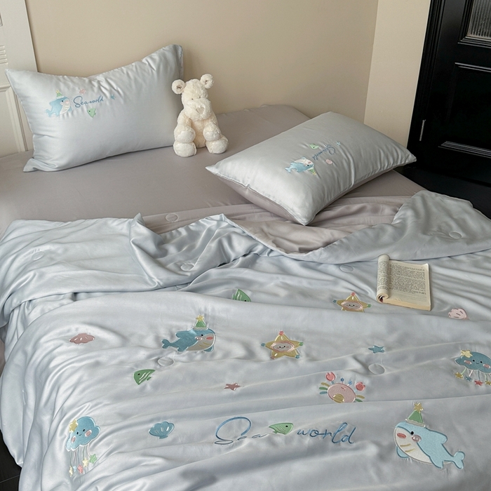 91家纺网 家纺一手货源 找家纺 柚子YOUTH 2025新款60S兰精天丝绣花大豆夏被四件套 海洋世界