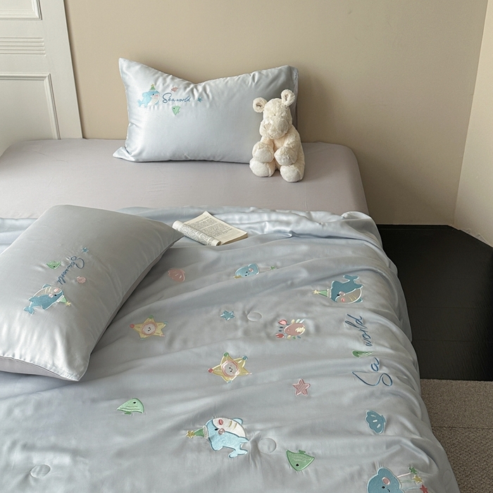 91家纺网 家纺一手货源 找家纺 柚子YOUTH 2025新款60S兰精天丝绣花大豆夏被四件套 海洋世界