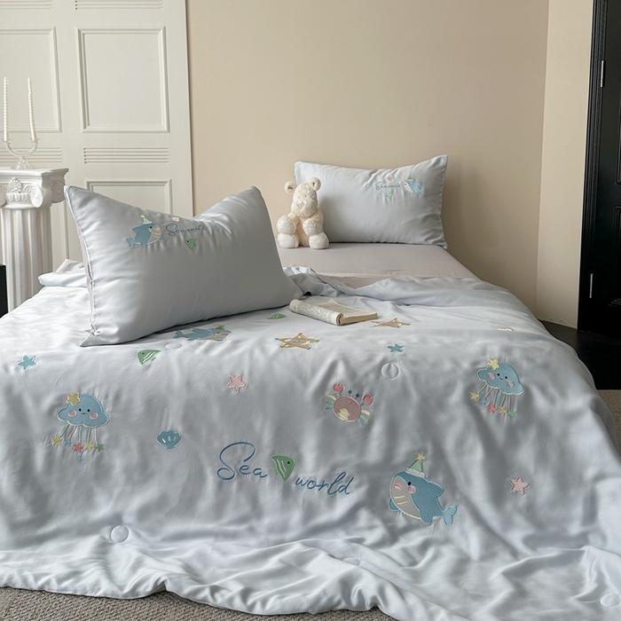 91家纺网 家纺一手货源 找家纺 柚子YOUTH 2025新款60S兰精天丝绣花大豆夏被四件套 海洋世界