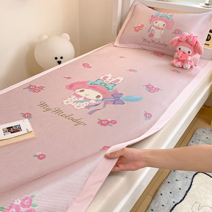 91家纺网 家纺一手货源 找家纺 蓝邻家纺 2025新款学生专用印花冰藤席 魔法美乐蒂