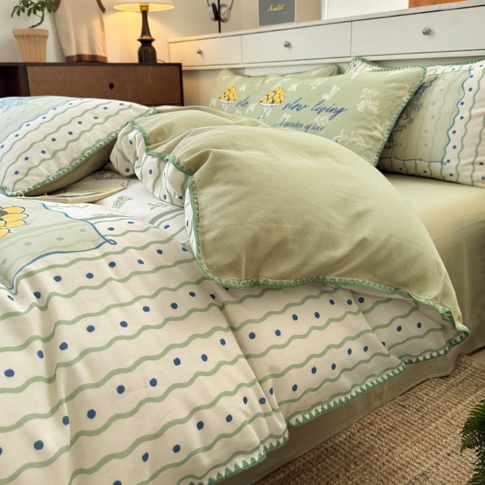 91家纺网 家纺一手货源 找家纺 RYB红黄兰 2025新款全棉大版双层纱贝壳边四件套 绿茵果果