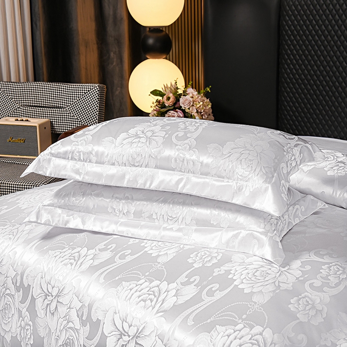 91家纺网 家纺一手货源 找家纺 优美 2025新款高克重贡缎提花四件套系列 花都绽放-漂白