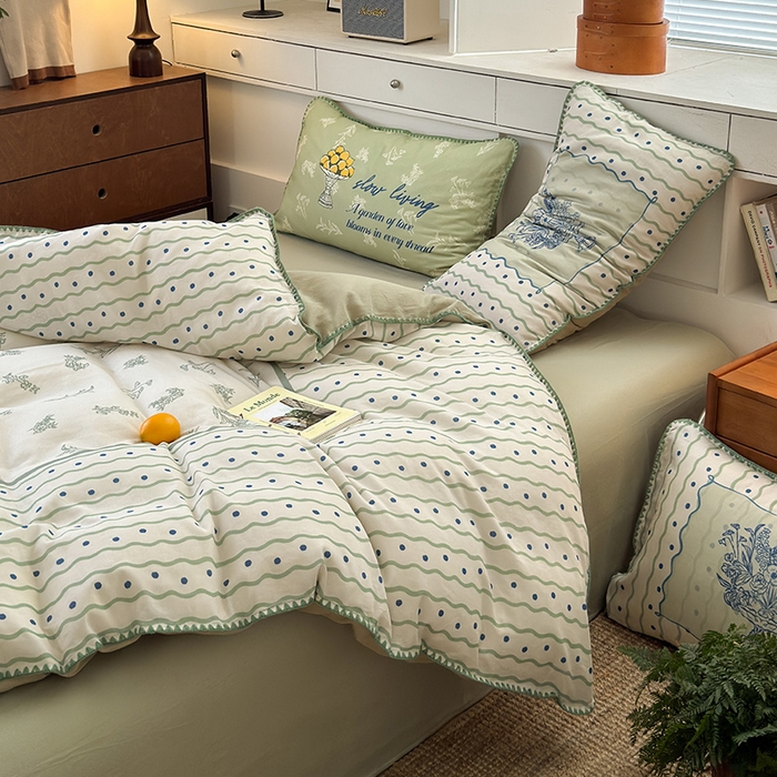 91家纺网 家纺一手货源 找家纺 RYB红黄兰 2025新款全棉大版双层纱贝壳边四件套 绿茵果果