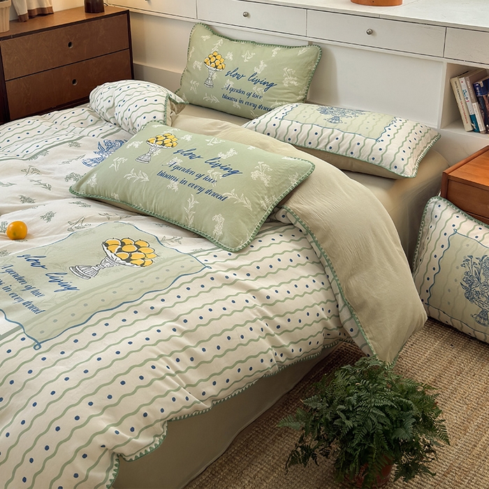 91家纺网 家纺一手货源 找家纺 RYB红黄兰 2025新款全棉大版双层纱贝壳边四件套 绿茵果果