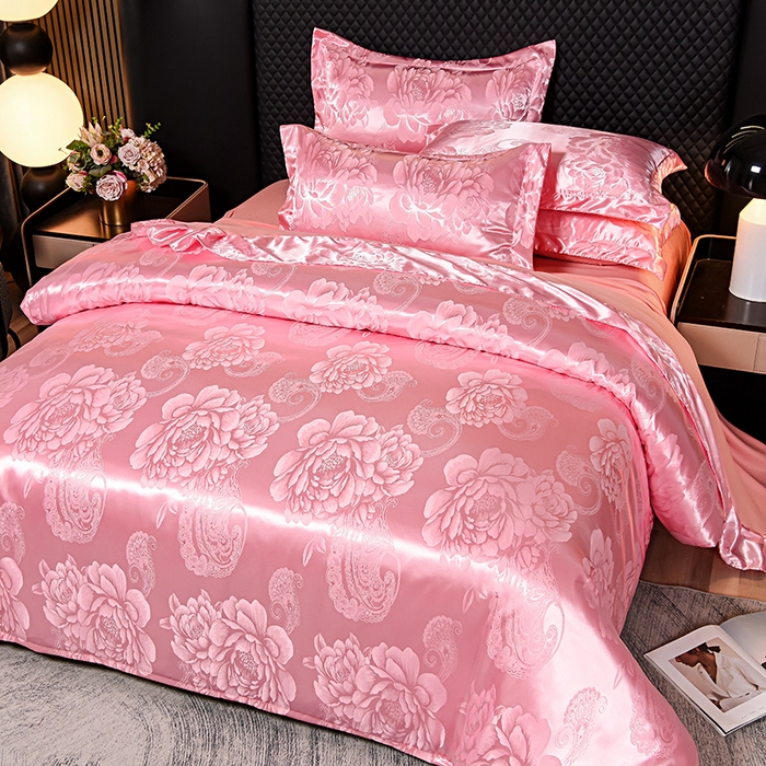 91家纺网 家纺一手货源 找家纺 优美 2025新款高克重贡缎提花四件套系列 花间飞舞-粉玉