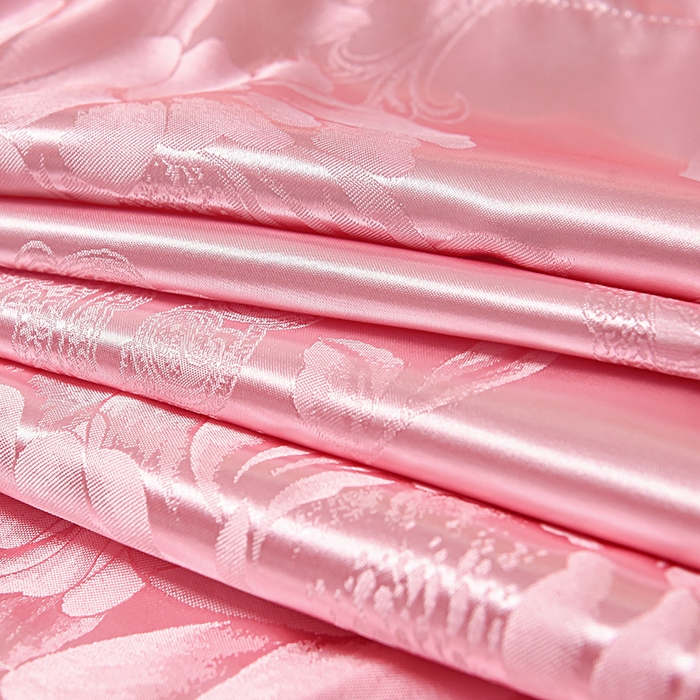 91家纺网 家纺一手货源 找家纺 优美 2025新款高克重贡缎提花四件套系列 花间飞舞-粉玉