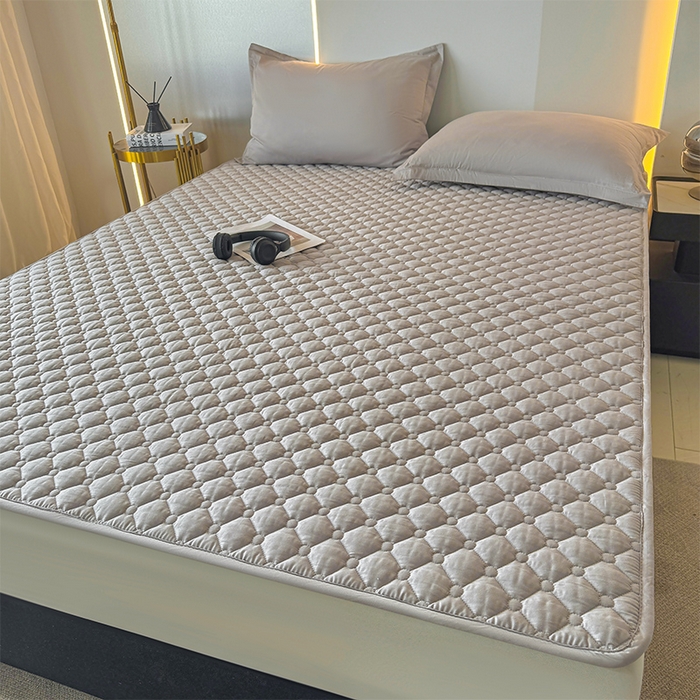 91家纺网 家纺一手货源 找家纺 丽诺床垫 2025春夏新款酒店款双面全棉抗菌床褥 酒店双面全棉抗菌床褥-灰色