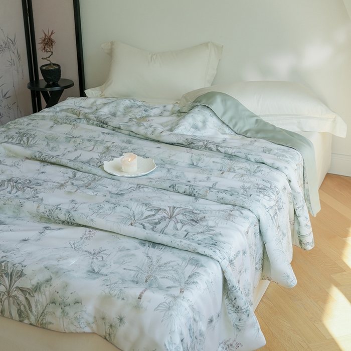 91家纺网 家纺一手货源 找家纺 禾时 2025新款60支奥地利进口兰精天丝数码印花夏被空调被夏凉被薄被子 丛林幻想-绿