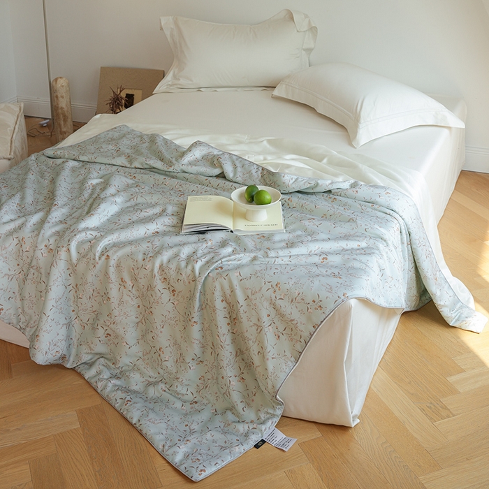 91家纺网 家纺一手货源 找家纺 禾时 2025新款60支奥地利进口兰精天丝数码印花夏被空调被夏凉被薄被子 慕莎-绿