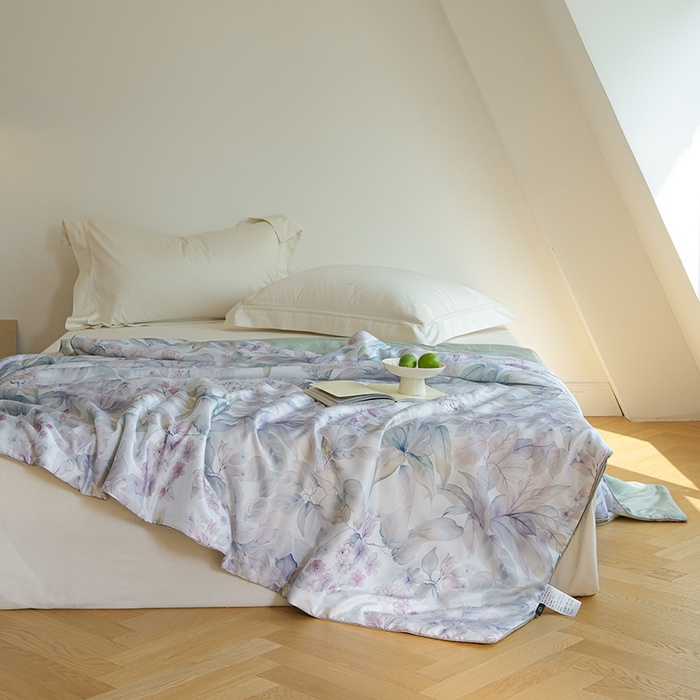 91家纺网 家纺一手货源 找家纺 禾时 2025新款60支奥地利进口兰精天丝数码印花夏被空调被夏凉被薄被子 清妍-紫